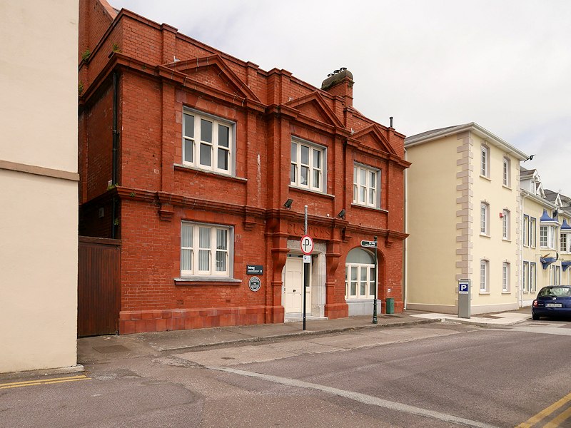 The Custom House on the quays, by Anderson's Quay
